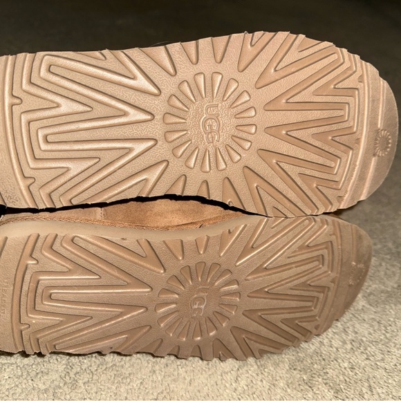 Women's Shearling Lined Boots - Chestnut - Picture 3 of 4